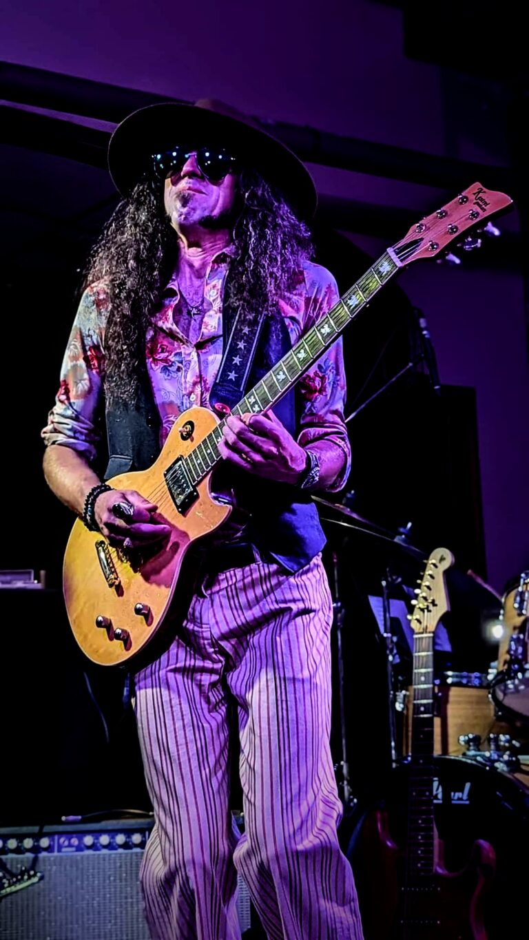 Ian Andrews Band 2 768x1365