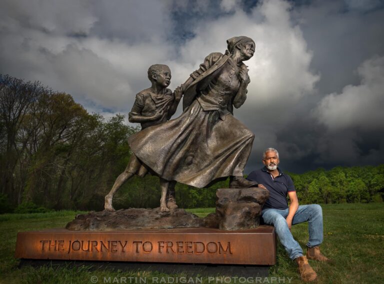 Tony Tubman Statue Color 768x567